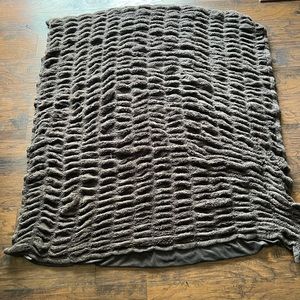 Threshold Signature Heavy Weight Crinkled Furry Throw Blanket XL